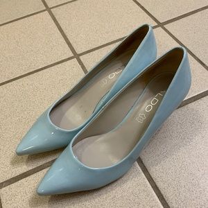 Aldo shoe size 8